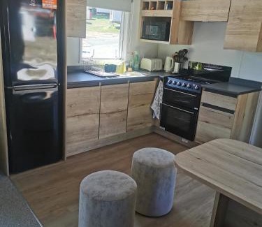 Cowes Resort | Thorness bay caravan park