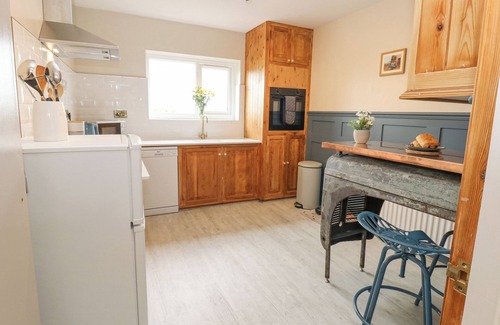 North Bitchburn Cottage | THORNFIELD, pet friendly, character holiday cottage in Evenwood