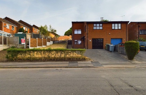 Macclesfield House | Thornton Lodge by Our Home Short Stays