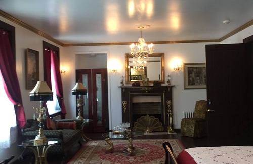Carlisle Bed & Breakfast | Thornwald Mansion