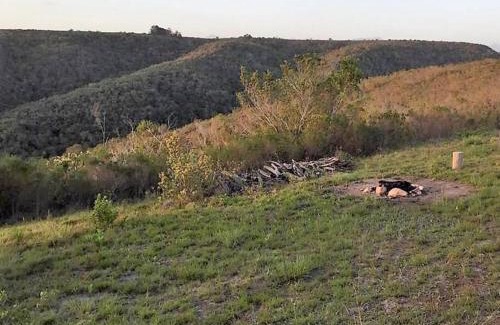Buffalo Hills Game Reserve Apartment | Thornybush, River Cottage