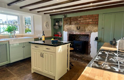 Fylingthorpe House | Thorpe House - Fylingthorpe