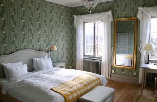 Stromsholm Bed & Breakfast | Thottska Villan