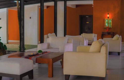 Piliyandala Hotel | Thotupola Lakeside Resort