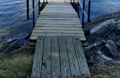 Leeds and the Thousand Islands Cottage | Thousand Islands Cottage with amazing view on Hill Island