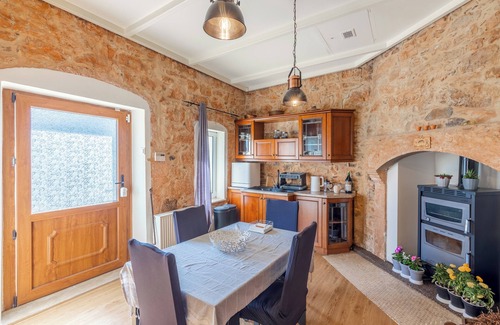 Thrapsano Apartment | Thrapsano House w/private pool by Hospi