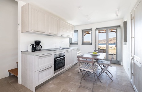 Ganema Apartment | Three BD Grande Maisonette with Sea View by Ammoa Feelgood Boutique Houses