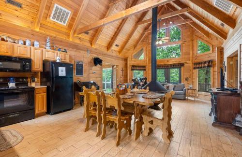 Branson Cedars House | Three Bear Lodge