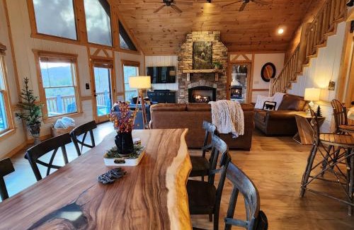 Blue Ridge House | Three Bears Overlook