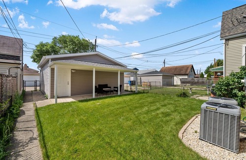 Clearing Apartment | Three Bed Spacious Comfy Apt by Midway Airport
