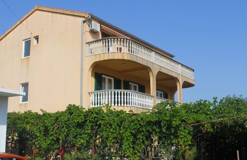 Biograd na Moru Apartment | Three bedroom apartment with terrace Sveti Filip i Jakov, Biograd (A-16708-a)