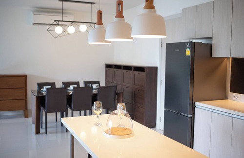 Bang Tao Apartment | THREE-BEDROOM APARTMENT, SEAVIEW and LAKEVIEW by Continent
