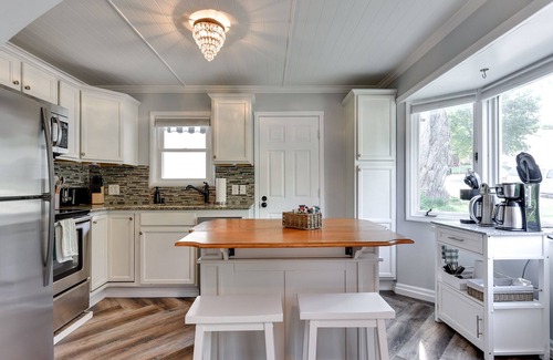 Aksarben - Elmwood Park House | Three Bedroom Aksarben Cottage