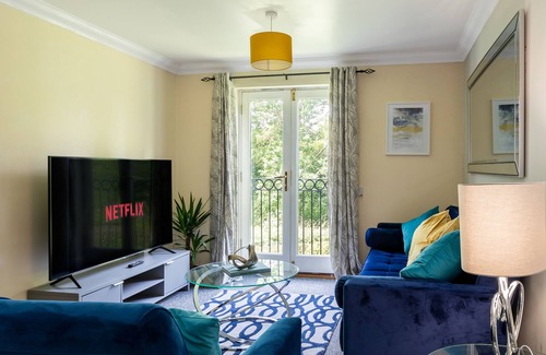 Milton Keynes Apartment | Three Bedroom Apartment