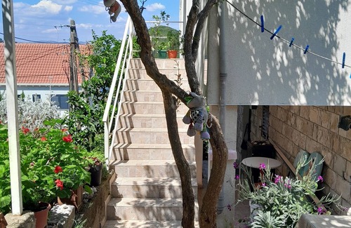 Prozurska Luka Apartment | Three bedroom apartment near beach Prožurska Luka, Mljet (A-4939-a)