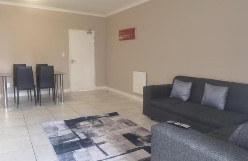 Tshwane Apartment | Three Bedroom Apartment At The Blyde