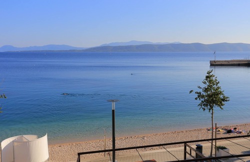 Igrane Apartment | Three bedroom apartment near beach Igrane, Makarska (A-6653-d)