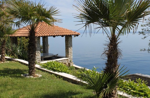 Medveja Apartment | Three bedroom apartment near beach Medveja, Opatija (A-7722-a)