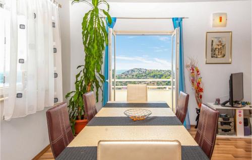 Meterize Apartment | Three-Bedroom Apartment In Sibenik