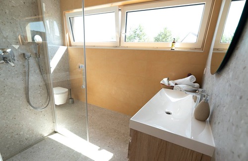 Sezana Apartment | Three Bedroom Apartment with Balcony and pool