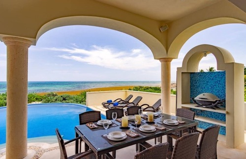 Akumal House | Three Bedroom Beach Front Villa