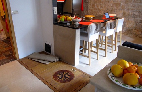 Povlja House | Three-bedroom classic stone house with wine cellar and olive grove near the sea