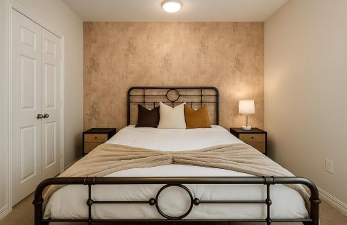 Southeast Houston House | Three Bedroom ClubHaus