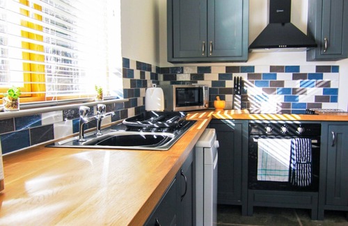King's Lynn Cottage | Three Bedroom Cottage - King's Lynn - Hay's Wood Retreat