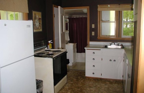 Egg Harbor Cottage | Three bedroom cottage in Point Beach area of Egg Harbor