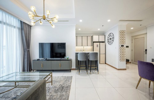 Hang Xanh Apartment | Three-Bedroom Deluxe Apartment