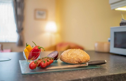 Gwynedd- Snowdonia Cottage | Three Bedroom Holiday Cottage in Betws-Y-Coed | Hendre-Wen
