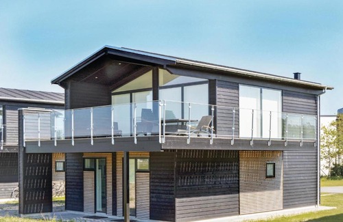 Nordstrand House | Three-Bedroom Holiday home Frederikshavn with Sea View 03