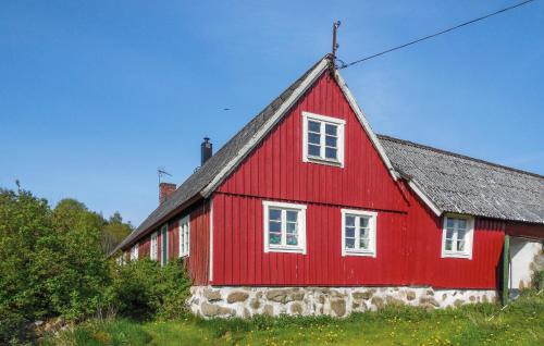 Andrarum House | Three-Bedroom Holiday Home Brösarp With A Fireplace 05
