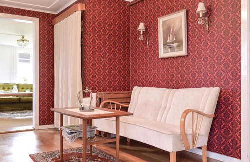 Kalmar Municipality House | Three-Bedroom Holiday Home In Halltorp
