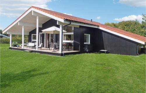 Askeby House | Three-Bedroom Holiday Home In Askeby