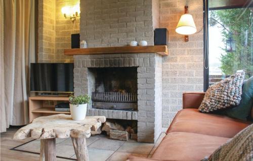 Reutum House | Three-Bedroom Holiday Home In Reutum