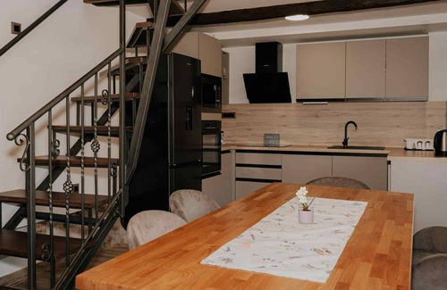 Ribnik House | Three Bedroom Holiday Home with Sauna and Hot-Tub