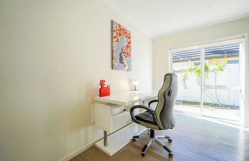 Somerville House | Three-Bedroom Home in Somerville