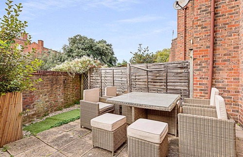 North Richmond House | Three-Bedroom House in Richmond