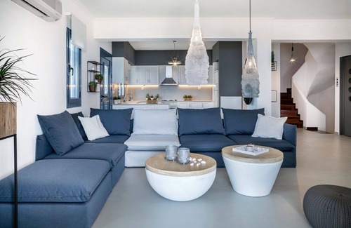 Kontos House | Three bedroom house in klei