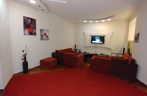Besarabka Apartment | Three bedroom. Lux. 20a Shota Rustaveli St. Centre