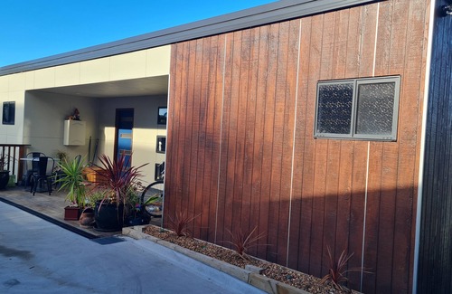 Hobart House | Three bedroom new home with a great view!