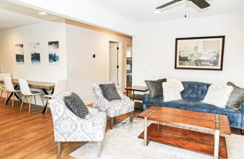 Huntersville House | Three Bedroom Outdoorsy Escape in Huntersville