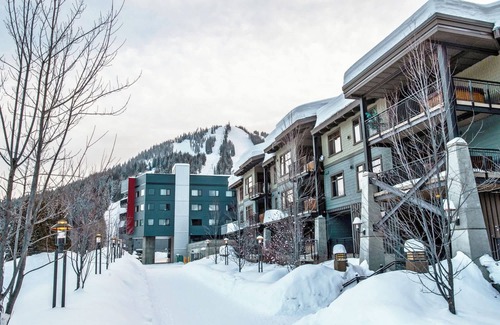 Rossland Condo | Three Bedroom| Sleeps 5-7 | Slalom Creek Condos