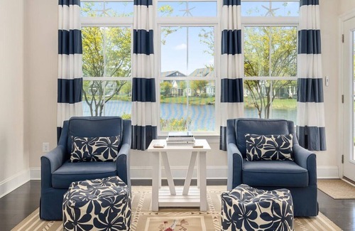 Sun Ridge House | Three Bedroom Townhome in Amenity Filled Bayside
