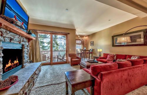 Kirkwood House | Three-Bedroom Townhouse