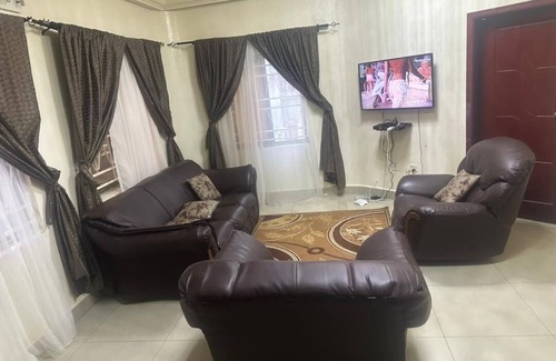 Brusubi Apartment | Three bedrooms Apartment in Brusubi [B Suite]
