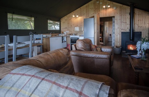 Llangennith RV Rental | Three Cliffs - Safari Glamping Tent - Llangennith