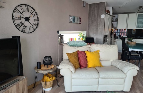 Stadsdriehoek Apartment | Three cornerstones of modern Living: Business, Luxury living and Recreation
