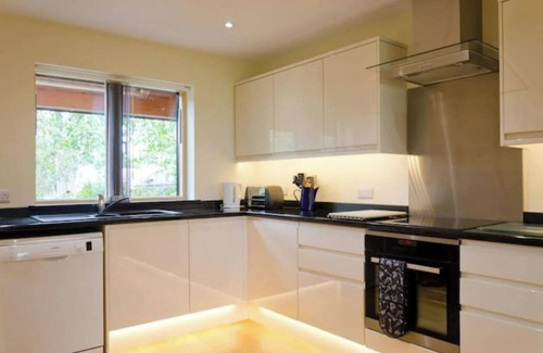Clyst St Mary Cottage | Three cottages sleeping 18 guest